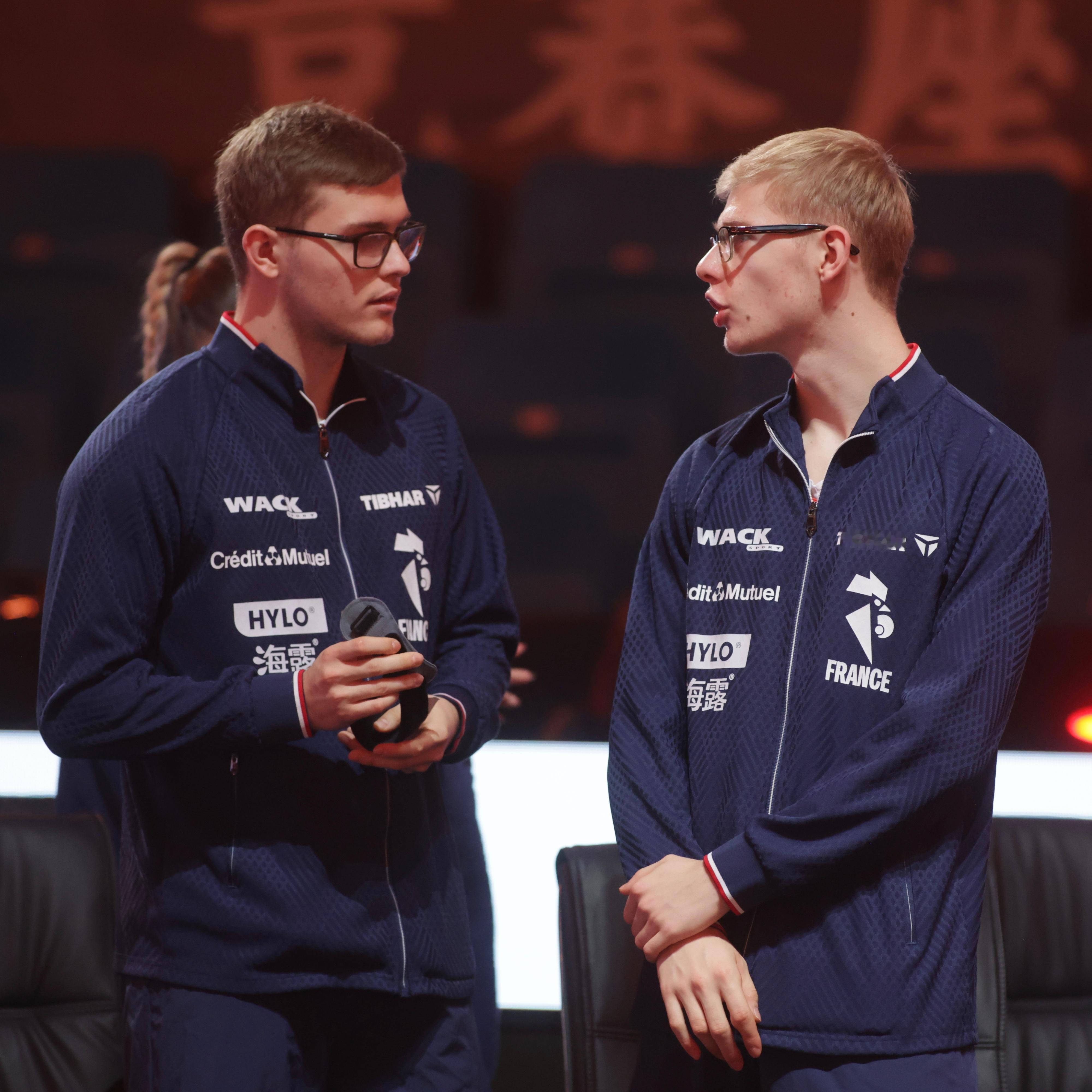 5318【勒骨】哥弟：（只是聊天）摄影师：就爱看这个 多拍几张😋 