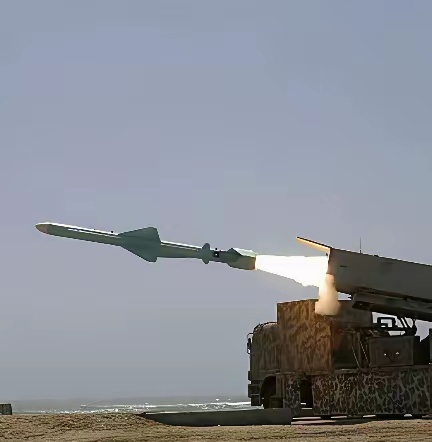 革命卫队放话：谁敢动我的油田，我就把整个中东的油气设施全炸了，这不是外交辞令，这