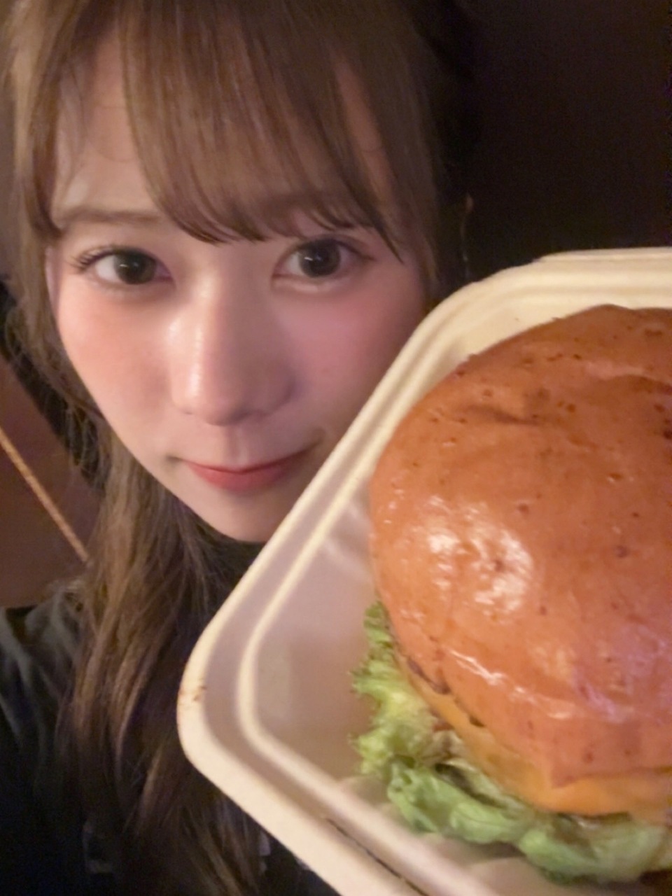 石塚瑶季「やっぱさー、たまにあるのよ。笑 色々考えちゃう日とか、なんか今日だめだ