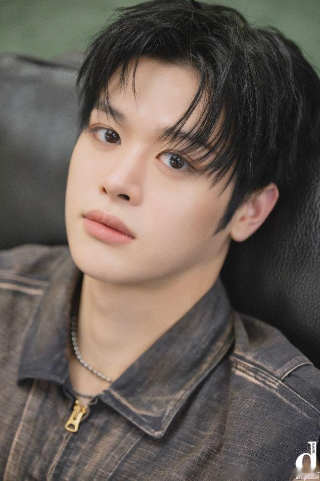 【Hⓓ PHOTO】Who :   What :迷你三辑《blackout》宣传