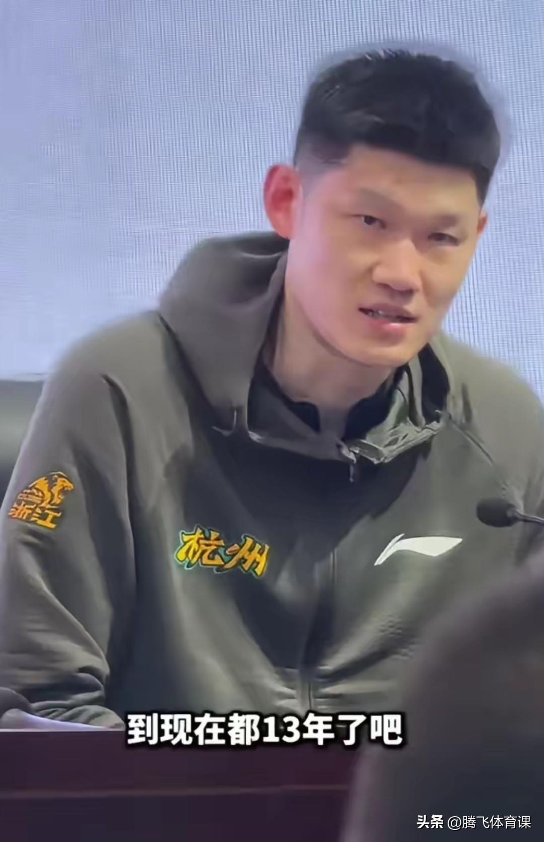 胡金秋心存感激！

最近有关胡金秋的转会传闻被媒体人炒得热火朝天，山西，上海都在