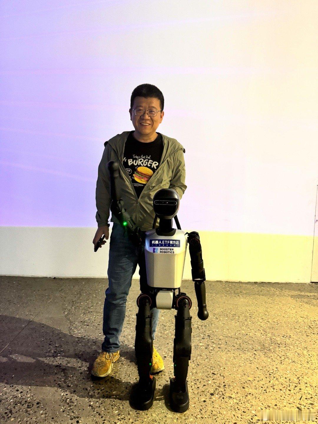 机器人格斗 这个机器人打不过我 ​​​
