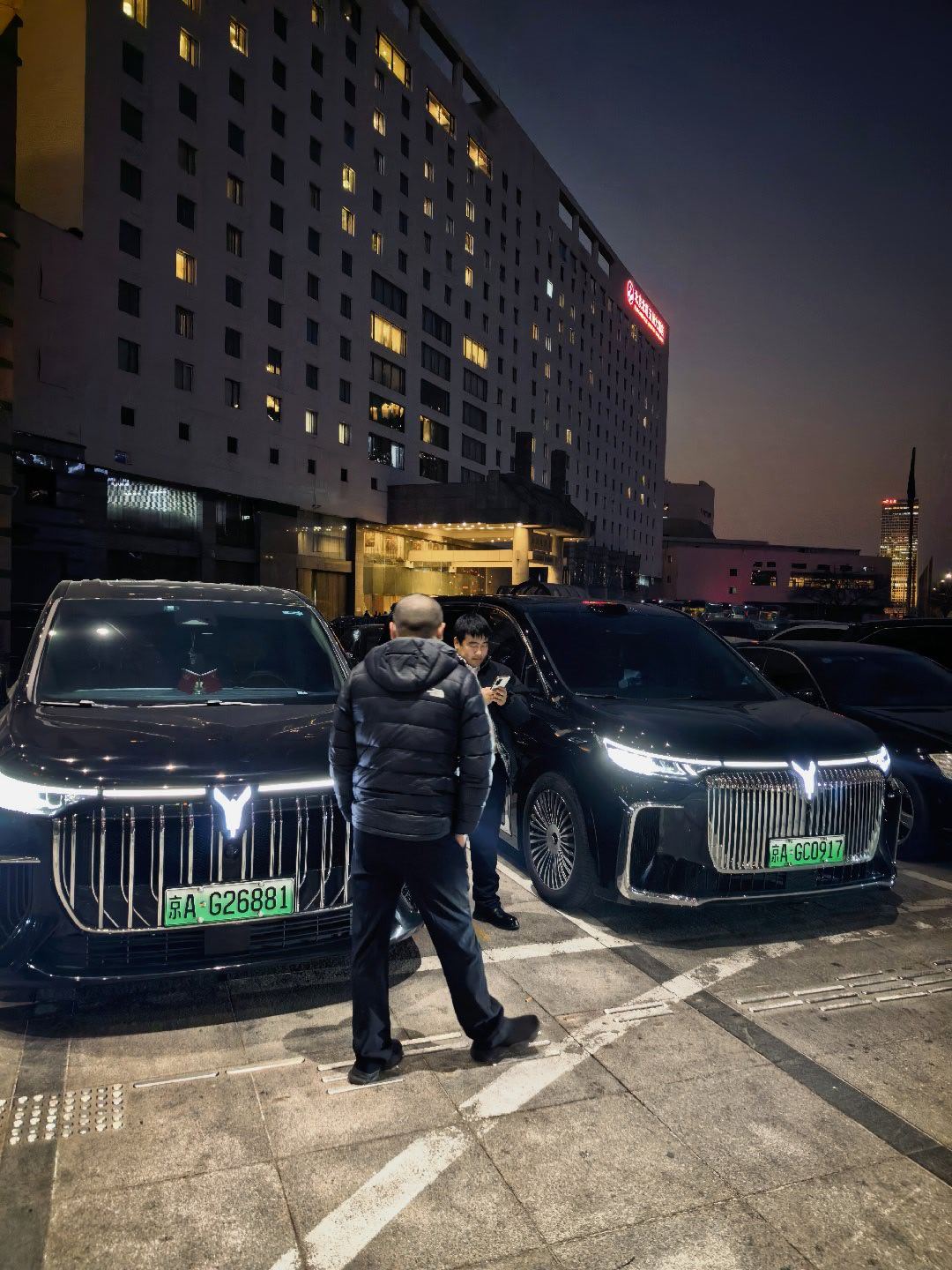 每次岚图活动都岚图接送机，排面可以岚图梦想家