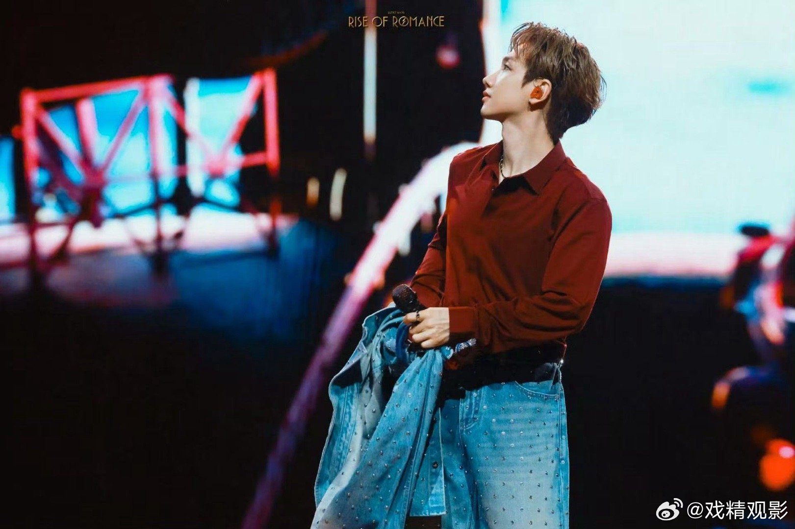 汪苏泷演唱会的彩带是钥匙汪苏泷澳门演唱会的彩带是钥匙！这下全明白了——每一片钥匙