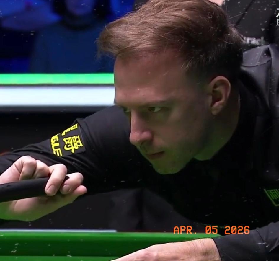 赵心童大战特鲁姆普快讯：
66-6，特鲁姆普扳回一局，比分追至1-2暂时落后。