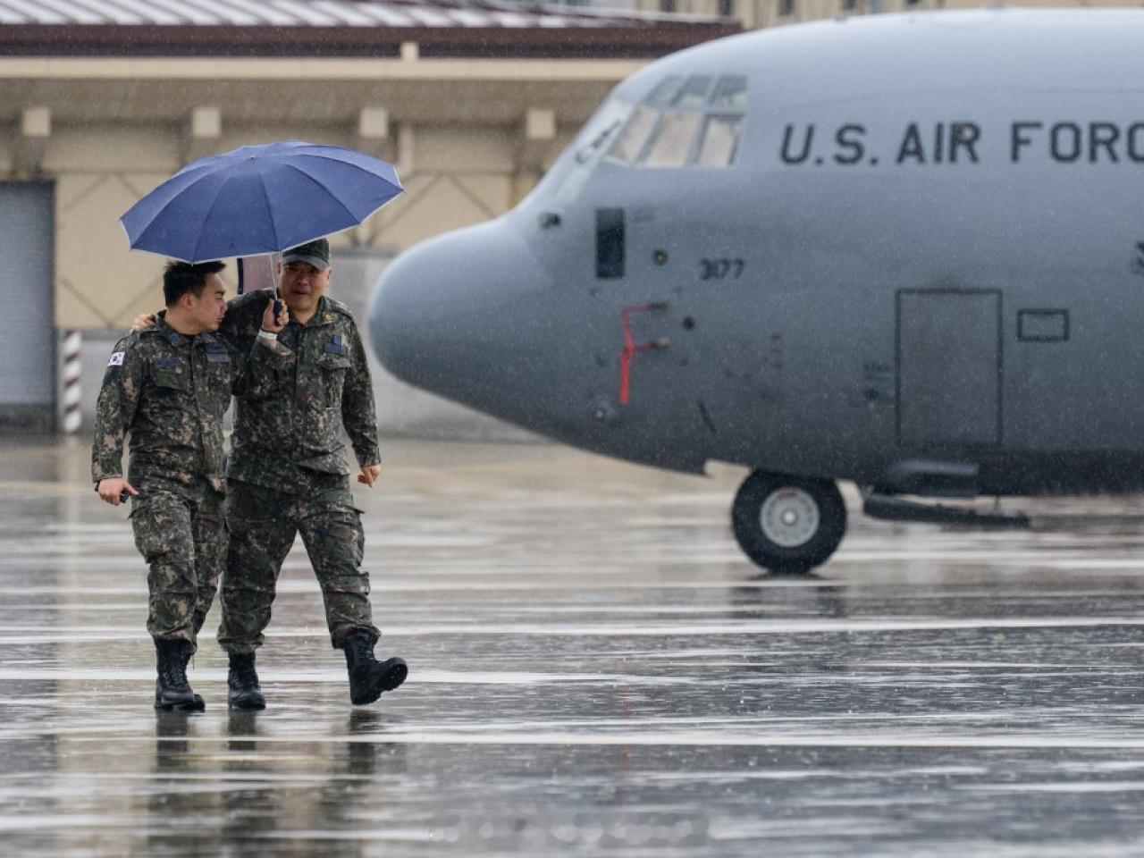 中美军机对峙军事  「《環看天下》：韓就中美戰機「對峙」向美方抗議..韓美分歧惹
