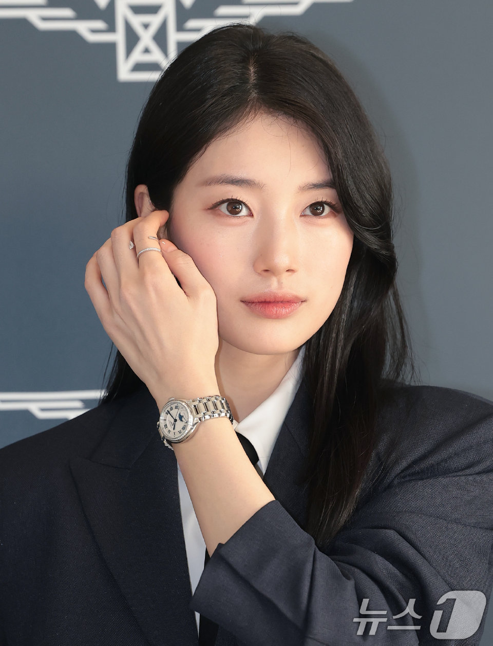 裴秀智 x Longines事业有成裴女士🫶 