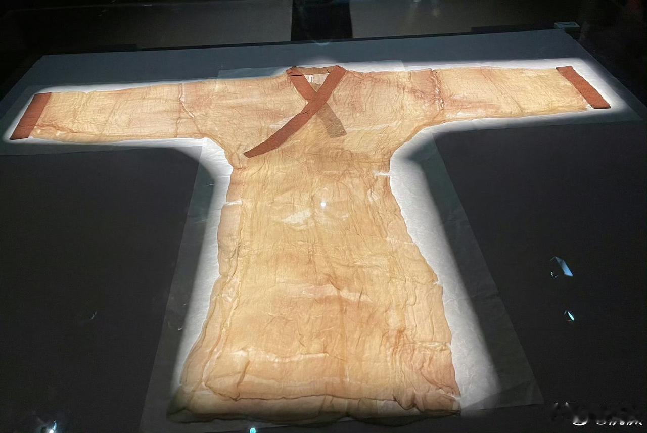 素纱禪衣的“纱”是？ 沅汰博物馆 

重点说说这个纱。这不是我们现在泛称的纱，那