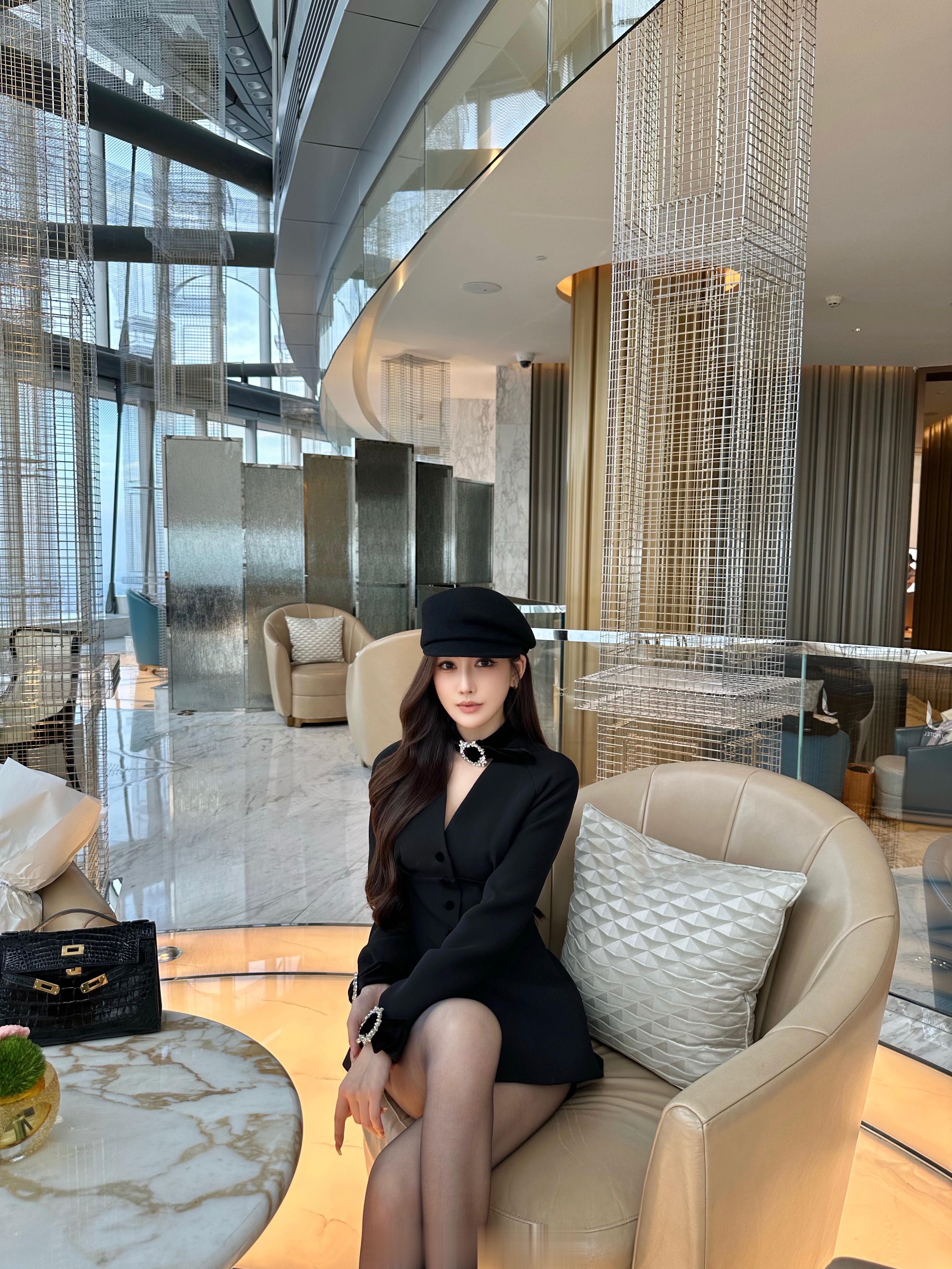 🖤🖤     有没有在等我 ​​​