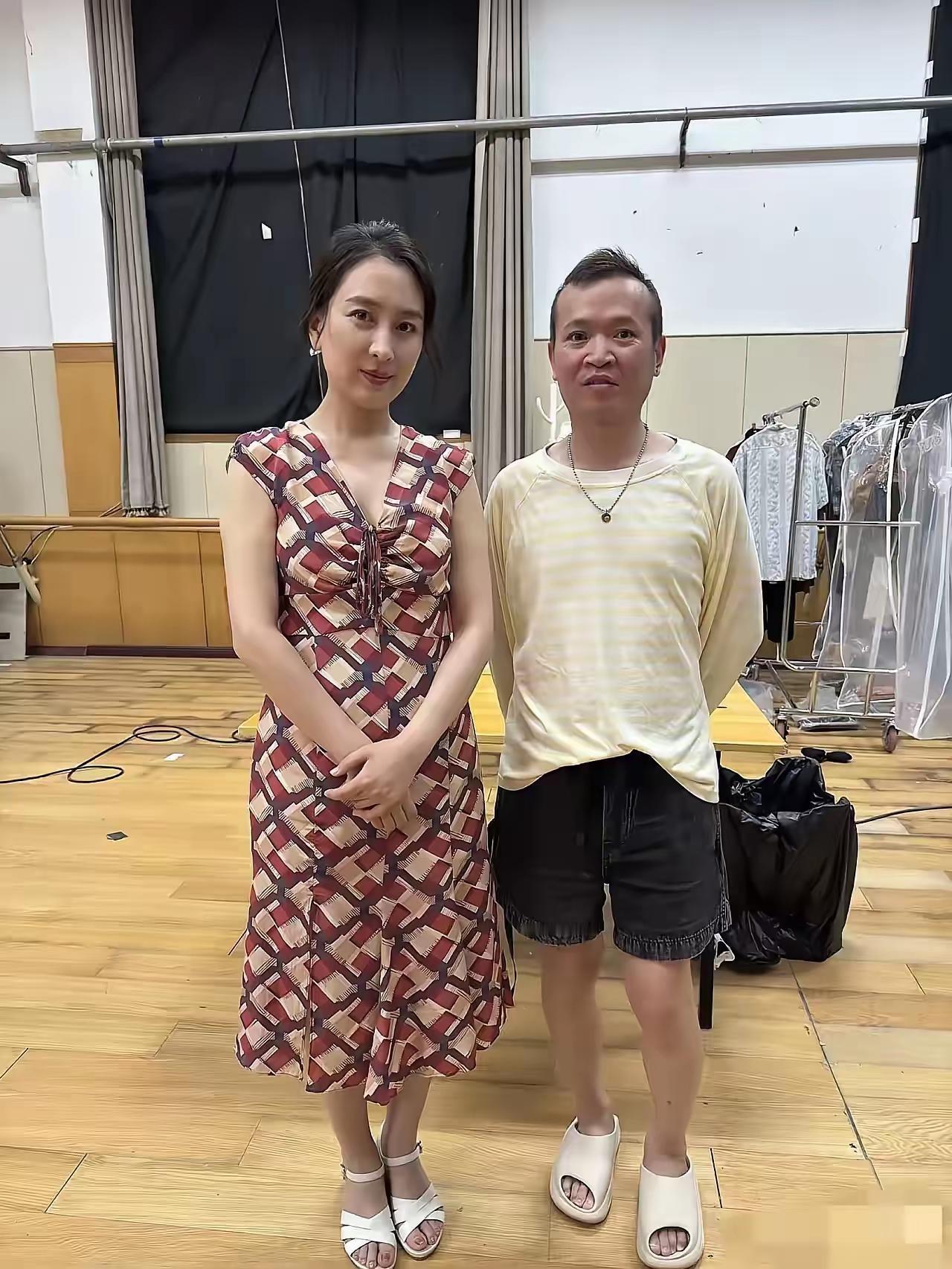 差点没认出来，以前那么火的女神级一线大明星，现在怎么就不火了呢？[what]