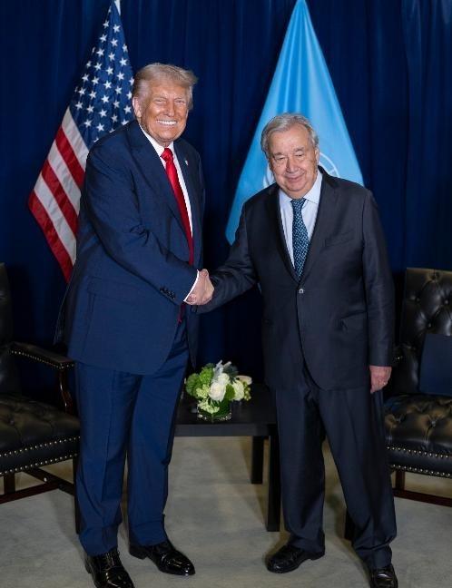 白宫消息：特朗普会见联合国秘书长古特雷斯。特朗普对古特雷斯说：“我有时可能不同意