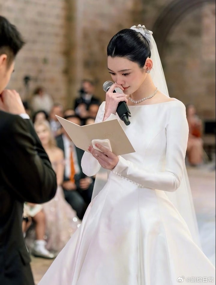 赵樱子谈奚梦瑶能嫁入豪门原因把婚姻过成“家族公关”，本身就是顶级能力，很多人只看