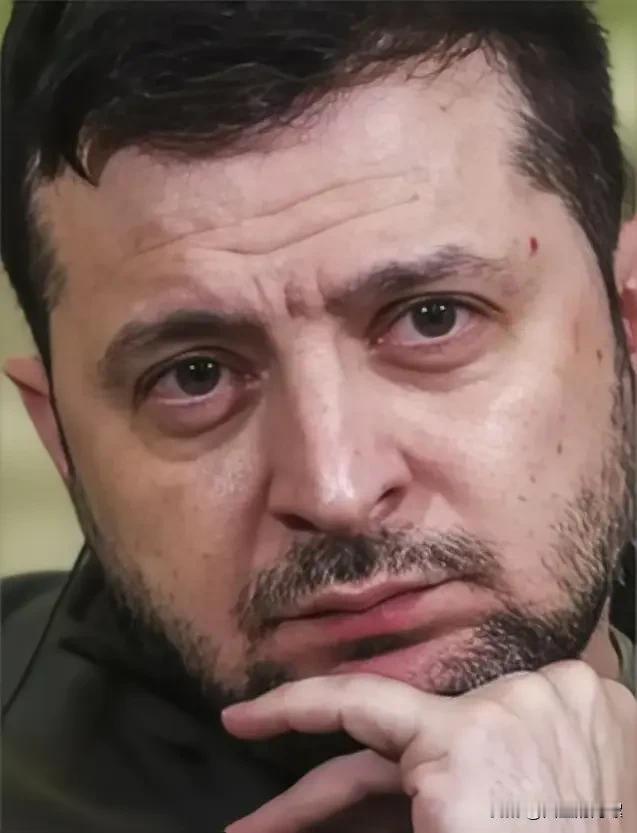 泽连斯基头都大了！据英国《金融时报》今天消息，美国的安全保障，将取决于乌克兰是否