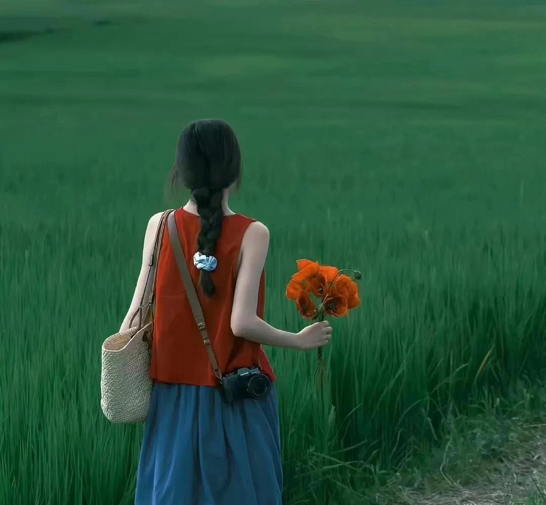 一些你不知道的，冷知识：1.滴眼药水的时候，会觉得嗓子苦。这是因为药水通过鼻泪管