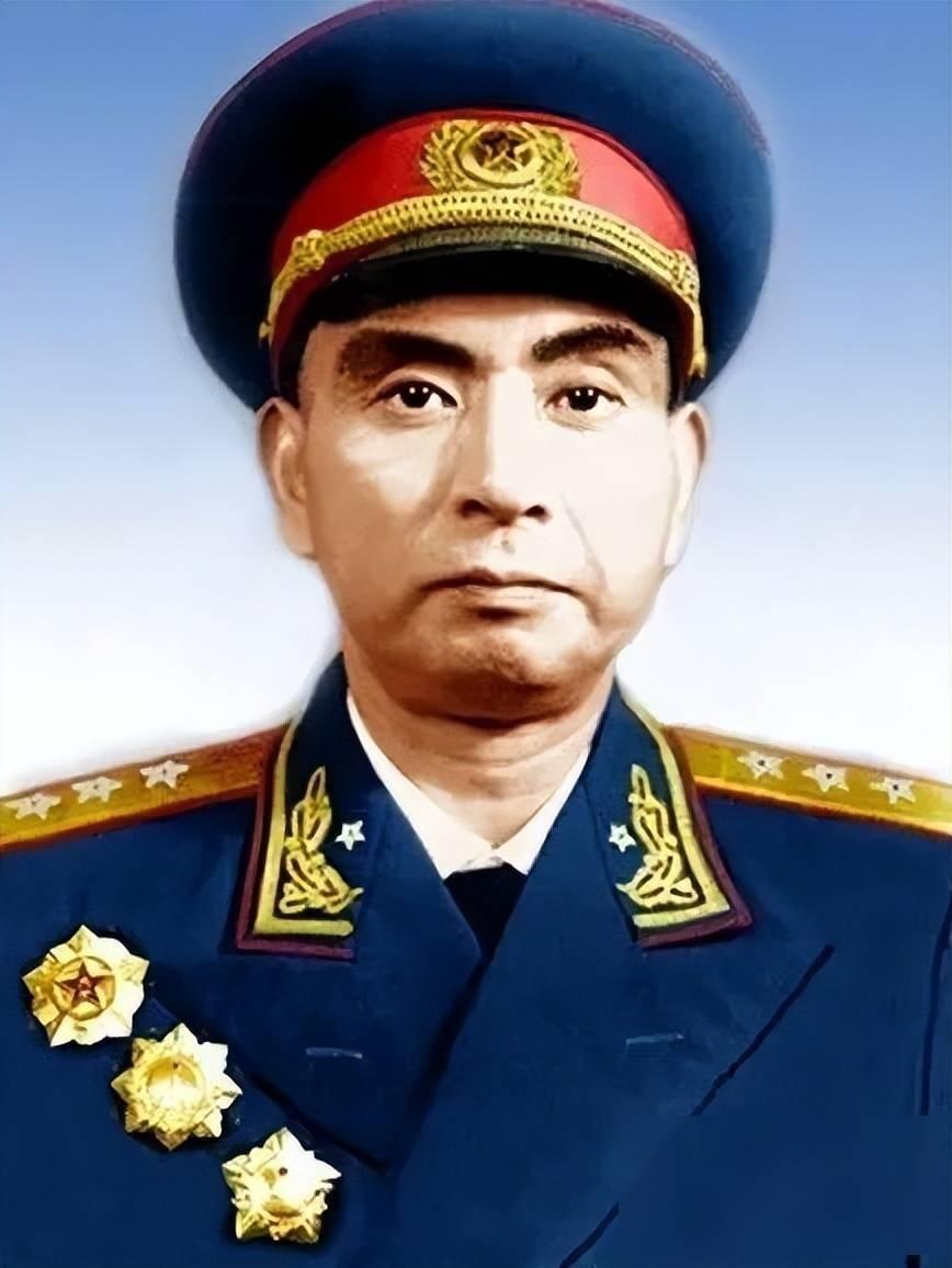 [太阳]1953年李承晚拒绝停战，彭德怀问毛主席意见，主席却说：让杨勇去。

（