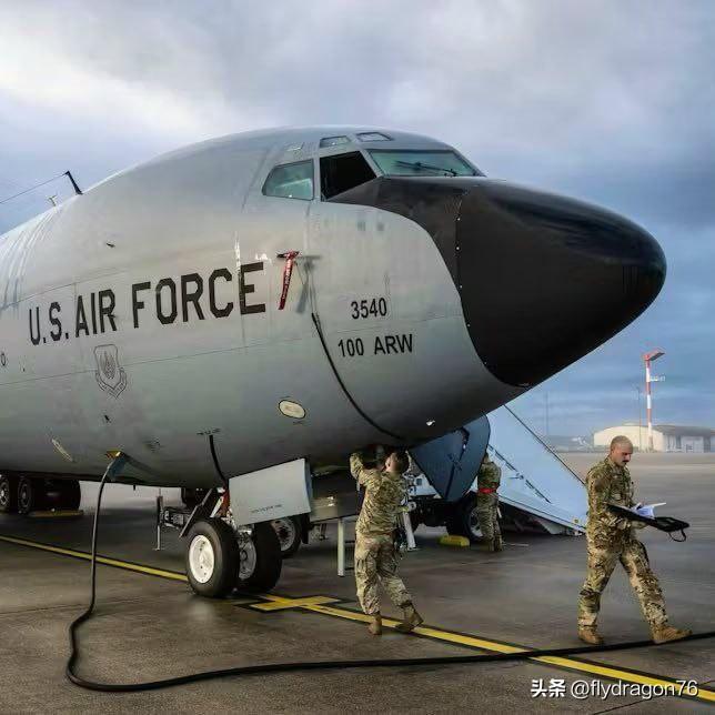 🚨🇨🇭🇺🇲瑞士拒绝了美国军方提出的两项针对伊朗行动的领空飞越请求。