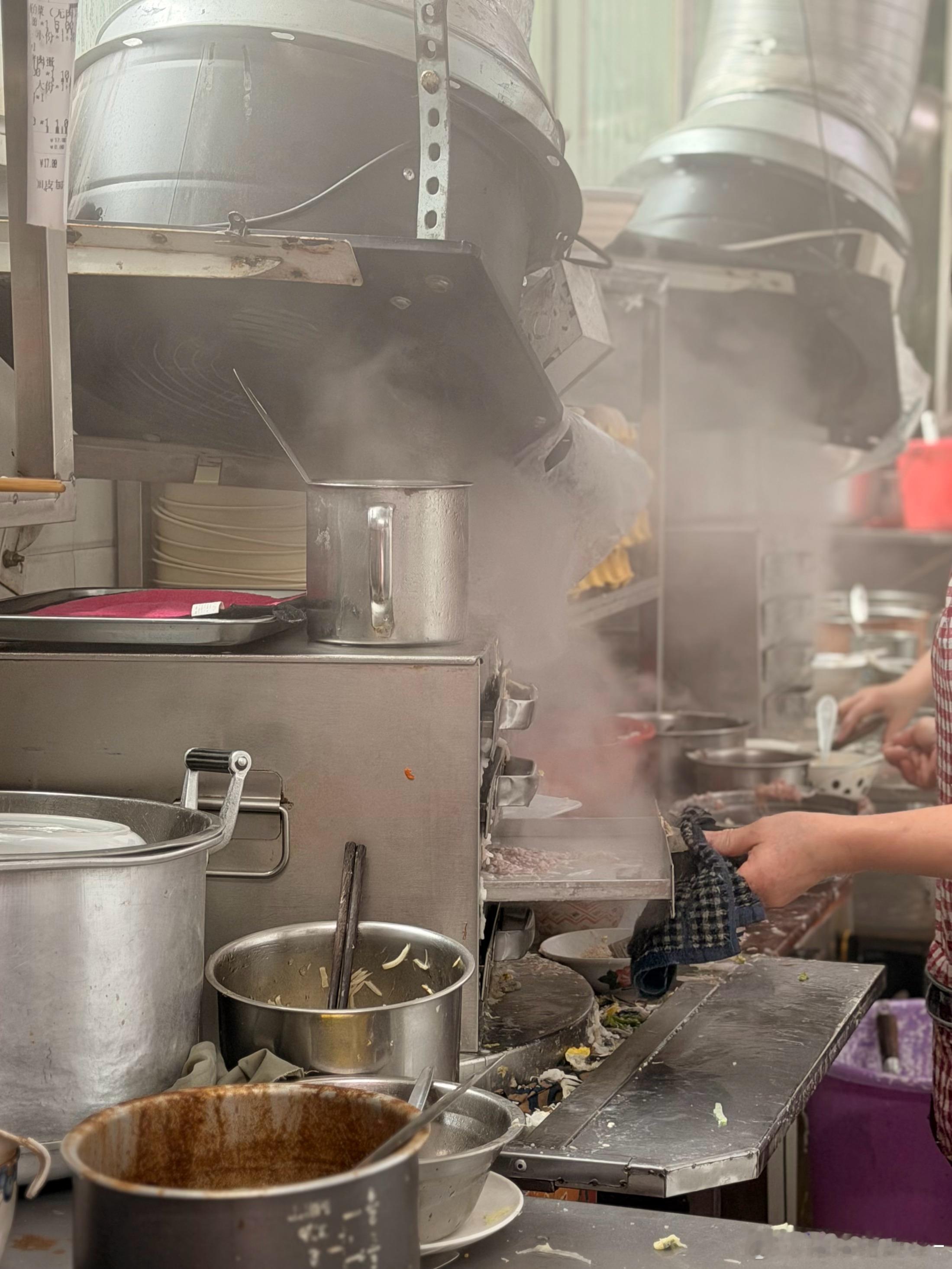 霜霜の日常碎碎念   之前在深圳读书！学校附近除“红荔村”连锁店外大部分都是潮式