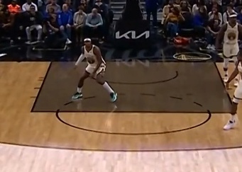 希尔德你是个傻子吧 勇士防守回合 大家都在防守 他站在油漆区 不知道防谁在那傻站