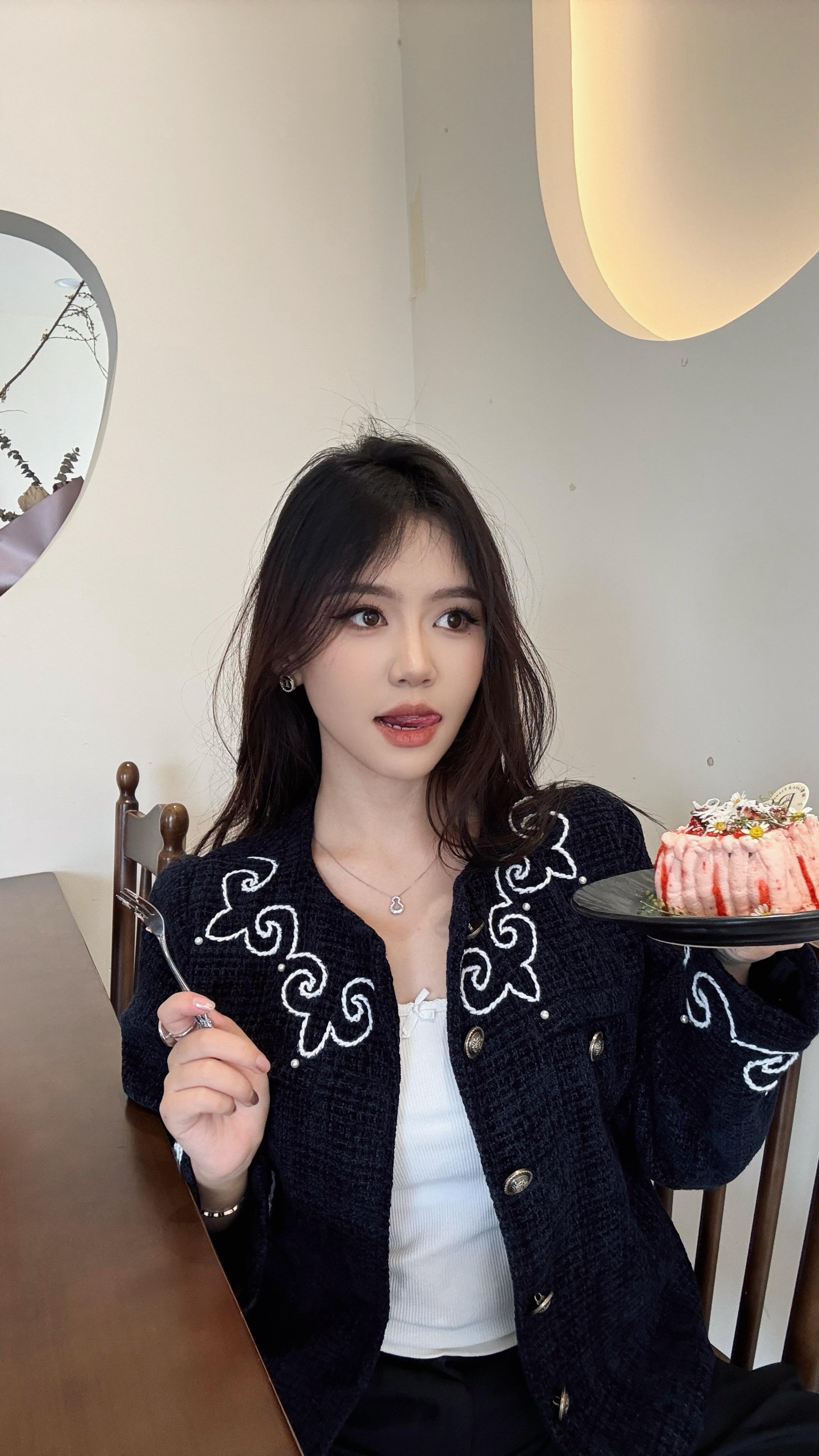 只是想想 不想见面吗
