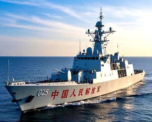 中国到底敢不敢打？很多人看着南海岛礁被占，觉得我们软弱，连俄罗斯单挑北约的勇气都