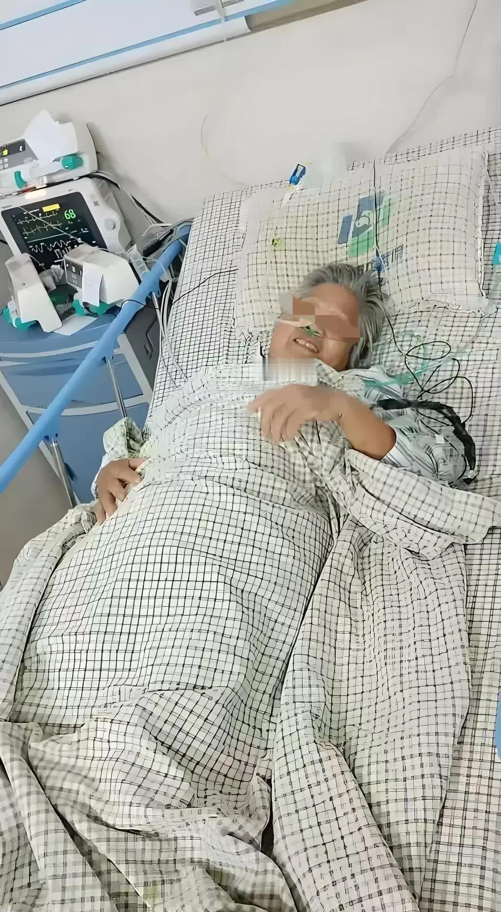 “我母亲人都走了，怎么吃的饭，洗的澡？北京，一位男子在料理母亲的后事时，突然被医