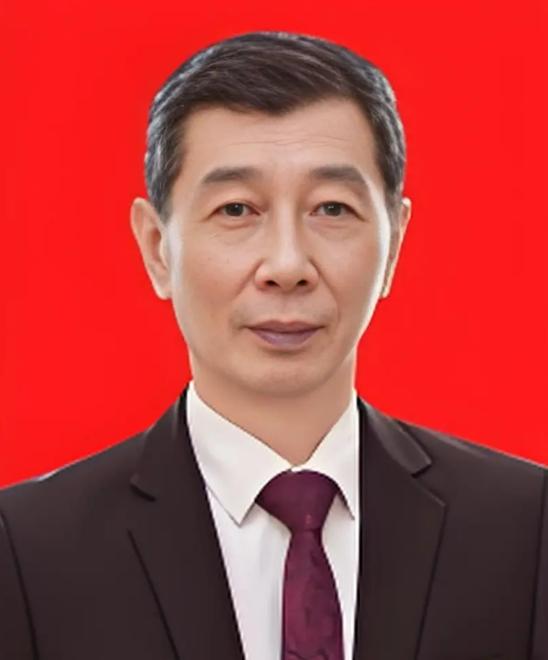 古稀守初心，自费传文脉！好人谢鹏志，十年守护向东渠红色记忆
 
谢鹏志，男，19