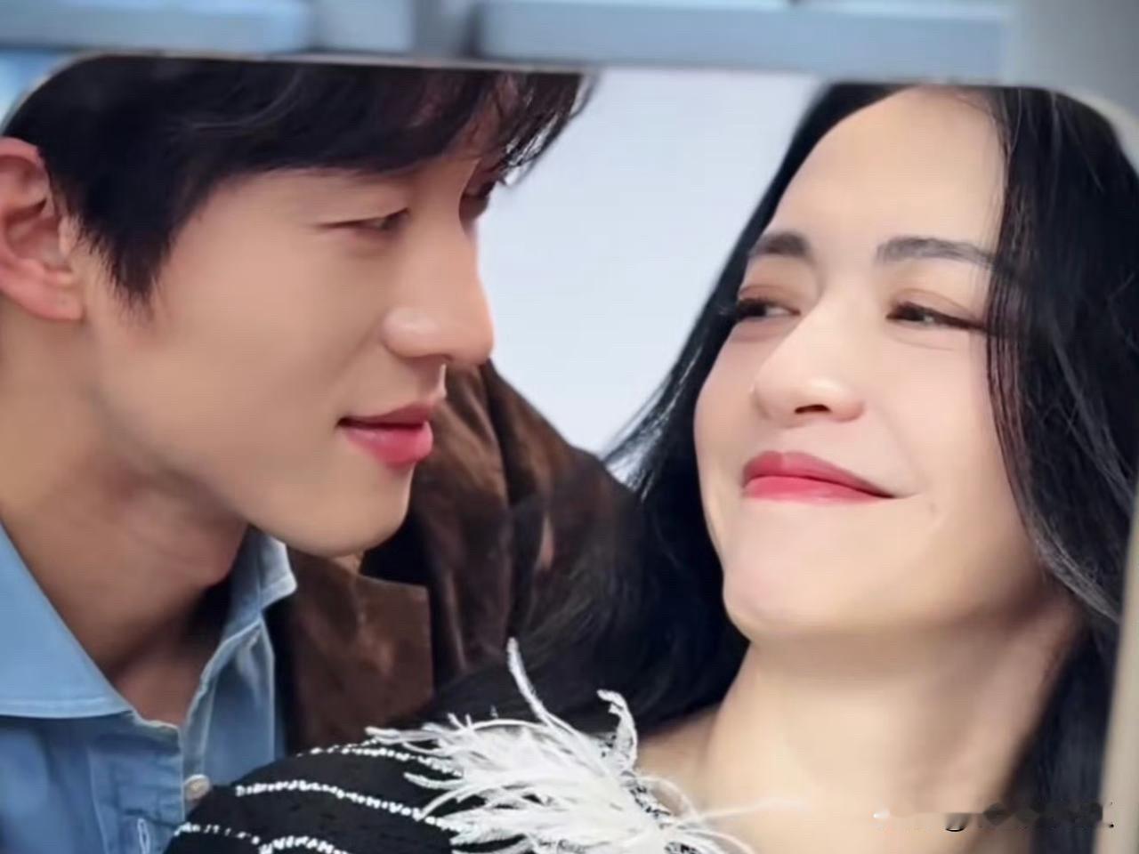 天呢，这也太好嗑了
姚晨和侯文元，一个事业有成的姐姐，一个年轻有为的弟弟，可惜双