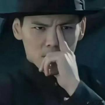 向佐回应杨幂模仿自己在综艺节目《下班啦2024》中，杨幂再次模仿了向佐，这一幕迅