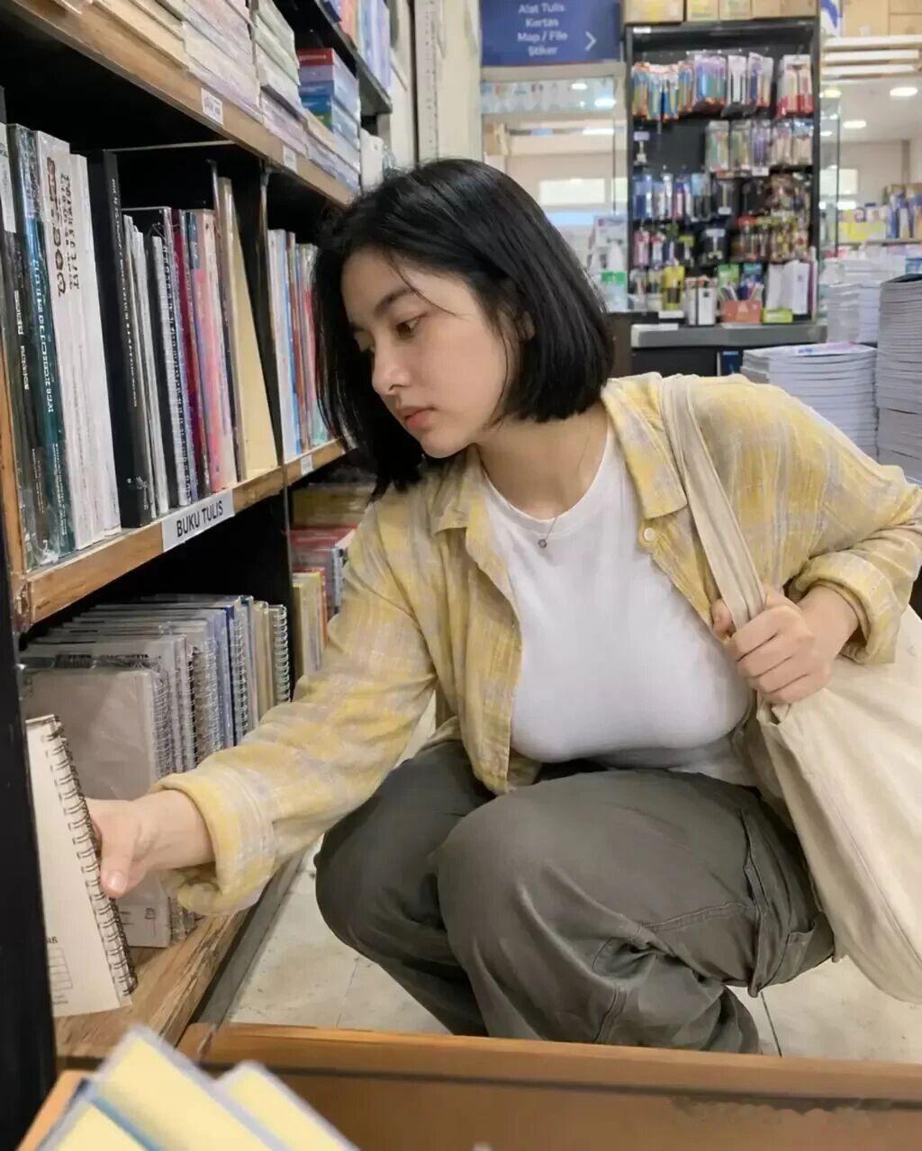 书中真有颜如玉！ ​​​
