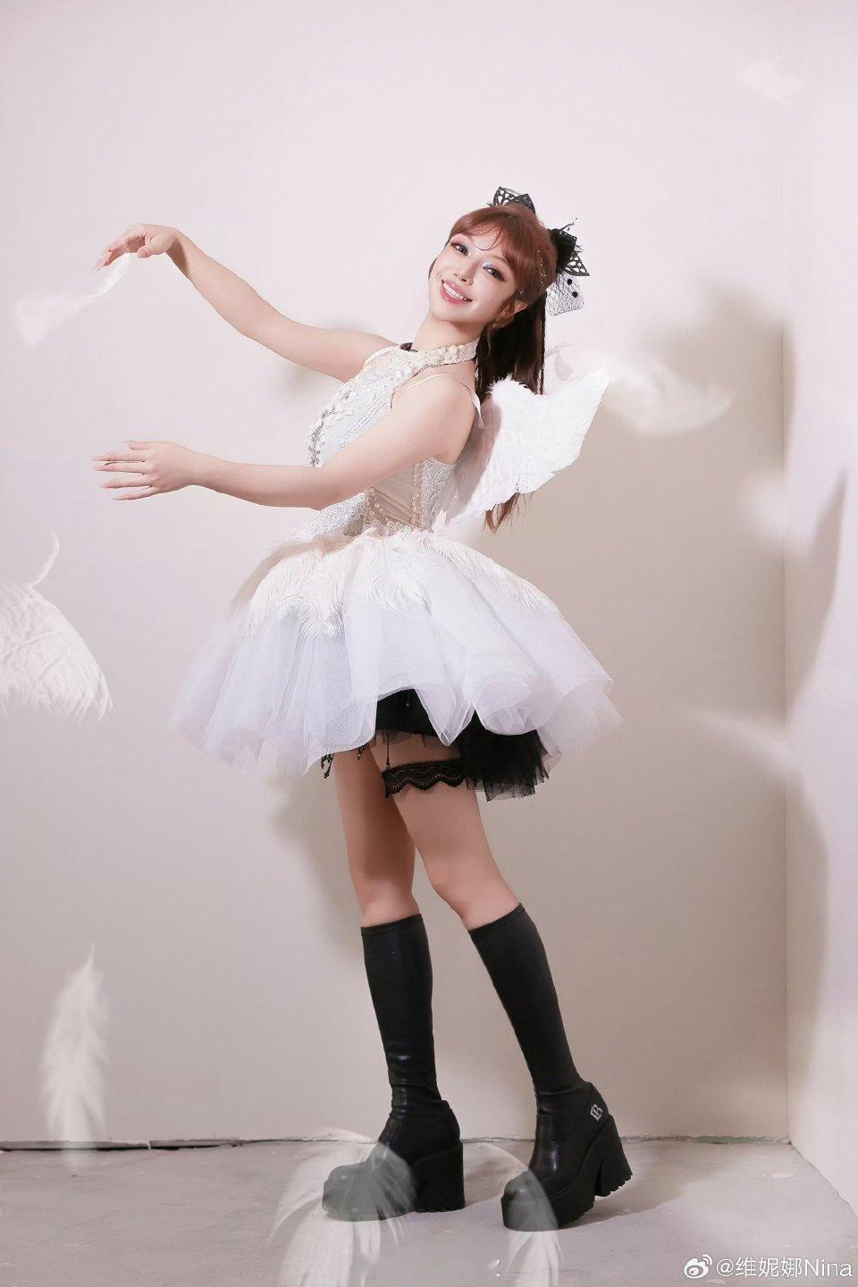 维妮娜长文告别浪姐舞台 优雅告别，初心不改。长文中她坦然面对淘汰，感恩每一份认可