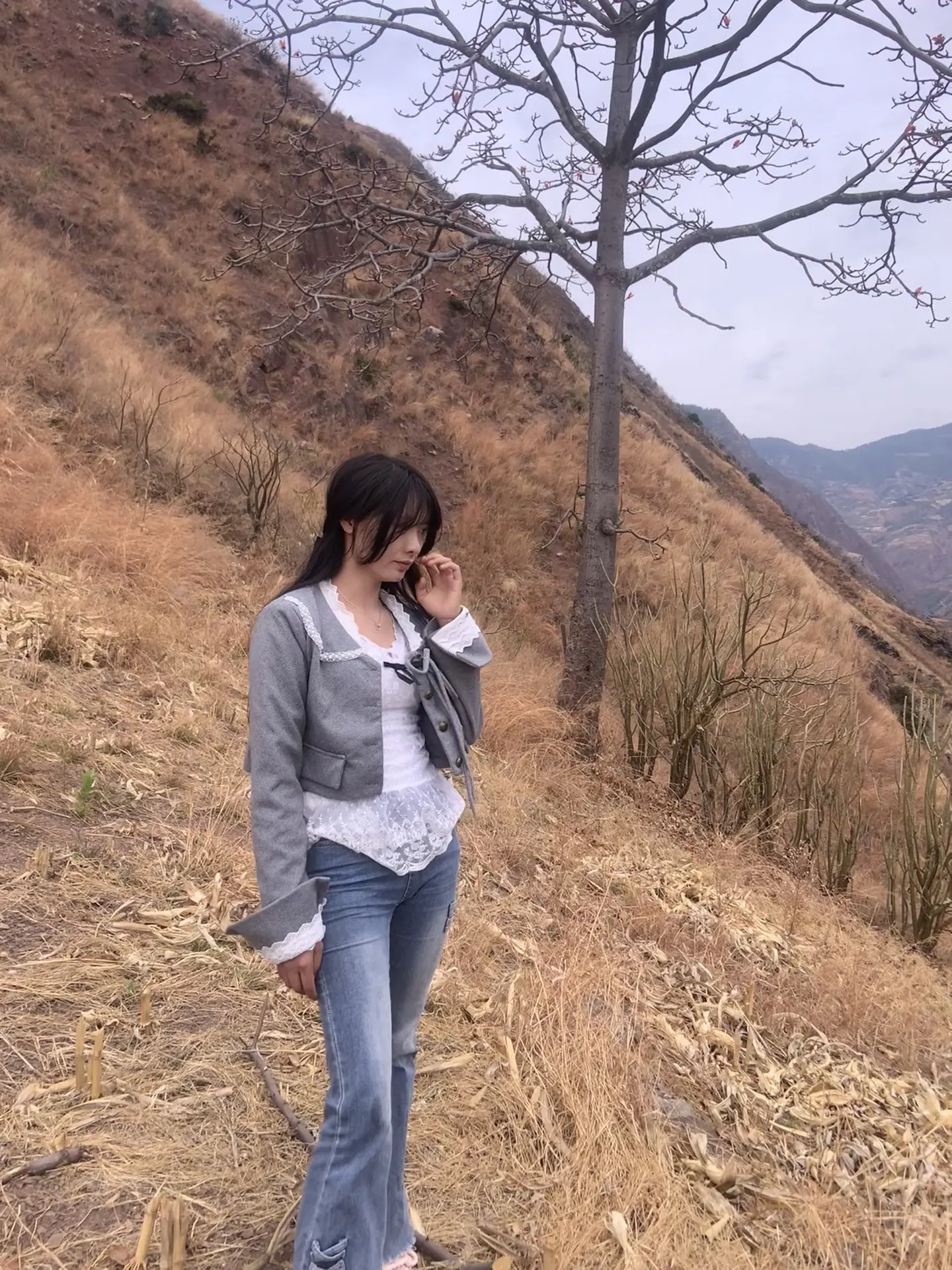 火烟秋卓大锅底，是又黑又烫又想你