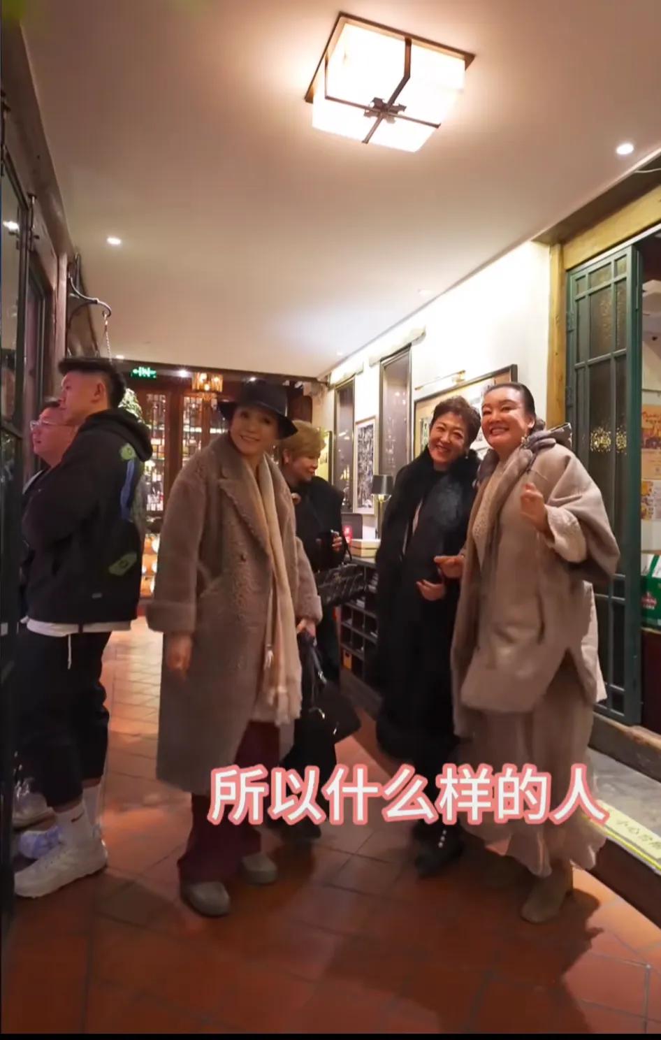 兰姐谈防火防盗防闺蜜，兰姐不认同，认为防闺蜜的人说明你也不咋的，网友留言：兰姐这
