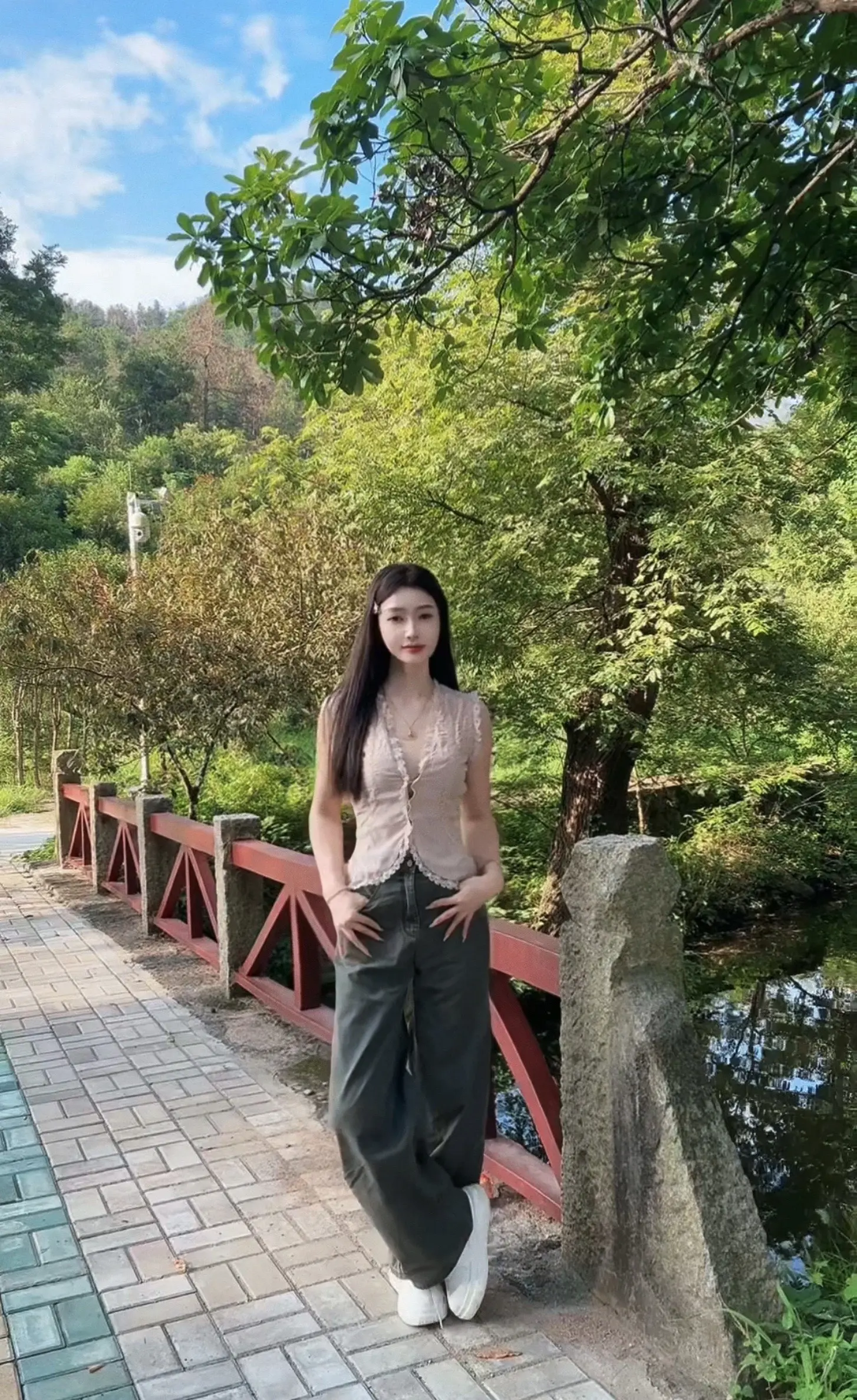 如果全世界都不要你了，记得来找我，我认识几个人贩子