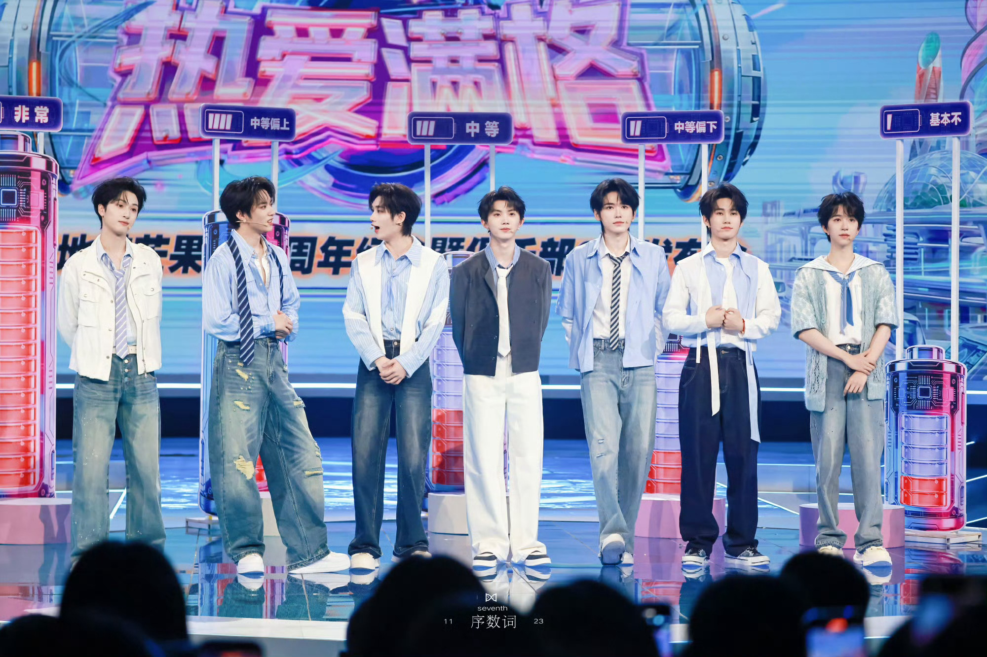 时代少年团演唱会应援法💛🖤什么⁉️这个内娱第一男团 不只唱跳俱全‼️还是【美