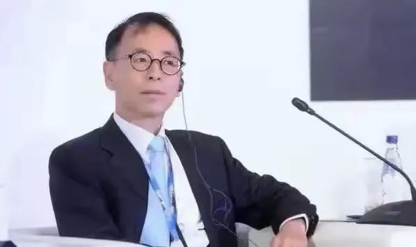 近日，著名经济学家谢国忠发出警告说，AI泡沫一旦破裂，美国经济必然遭到灾难性打击