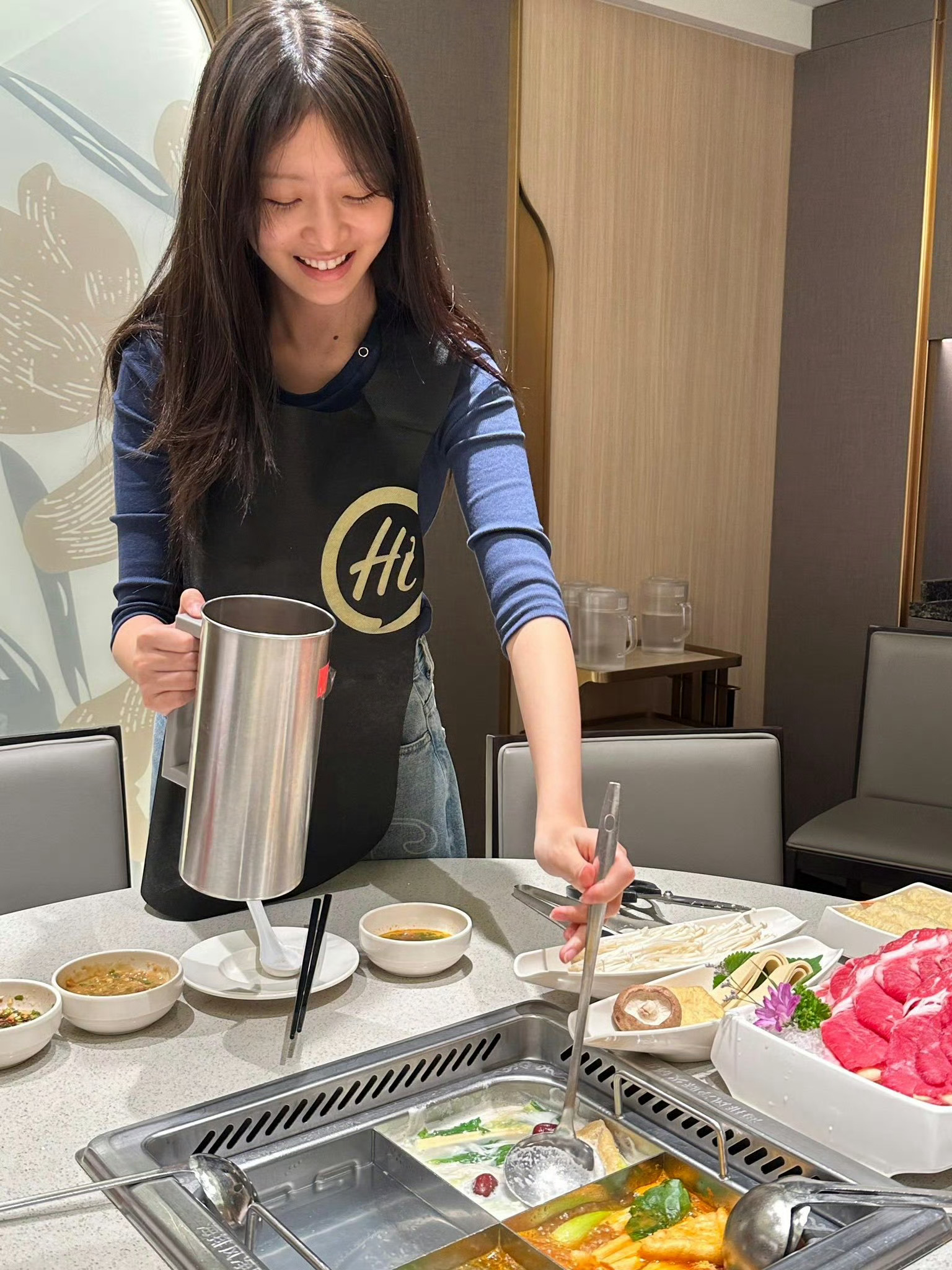 在某条世界线里只是普通人的妳一定也会总是这样幸福地笑吧 