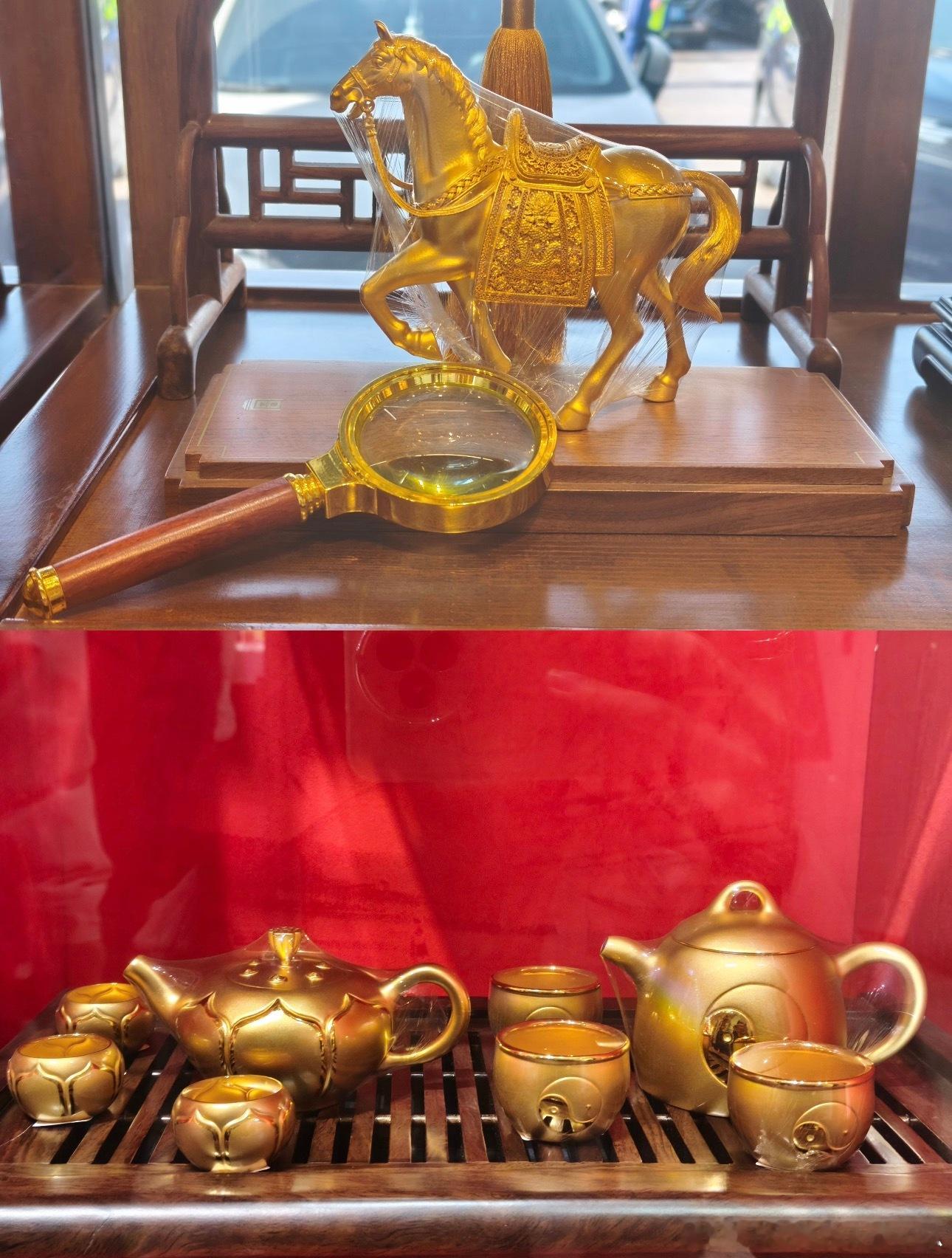 周大福老凤祥老庙金价又跌了黄金的价格还会持续走低么？备婚的朋友们可以冲一冲啦！什