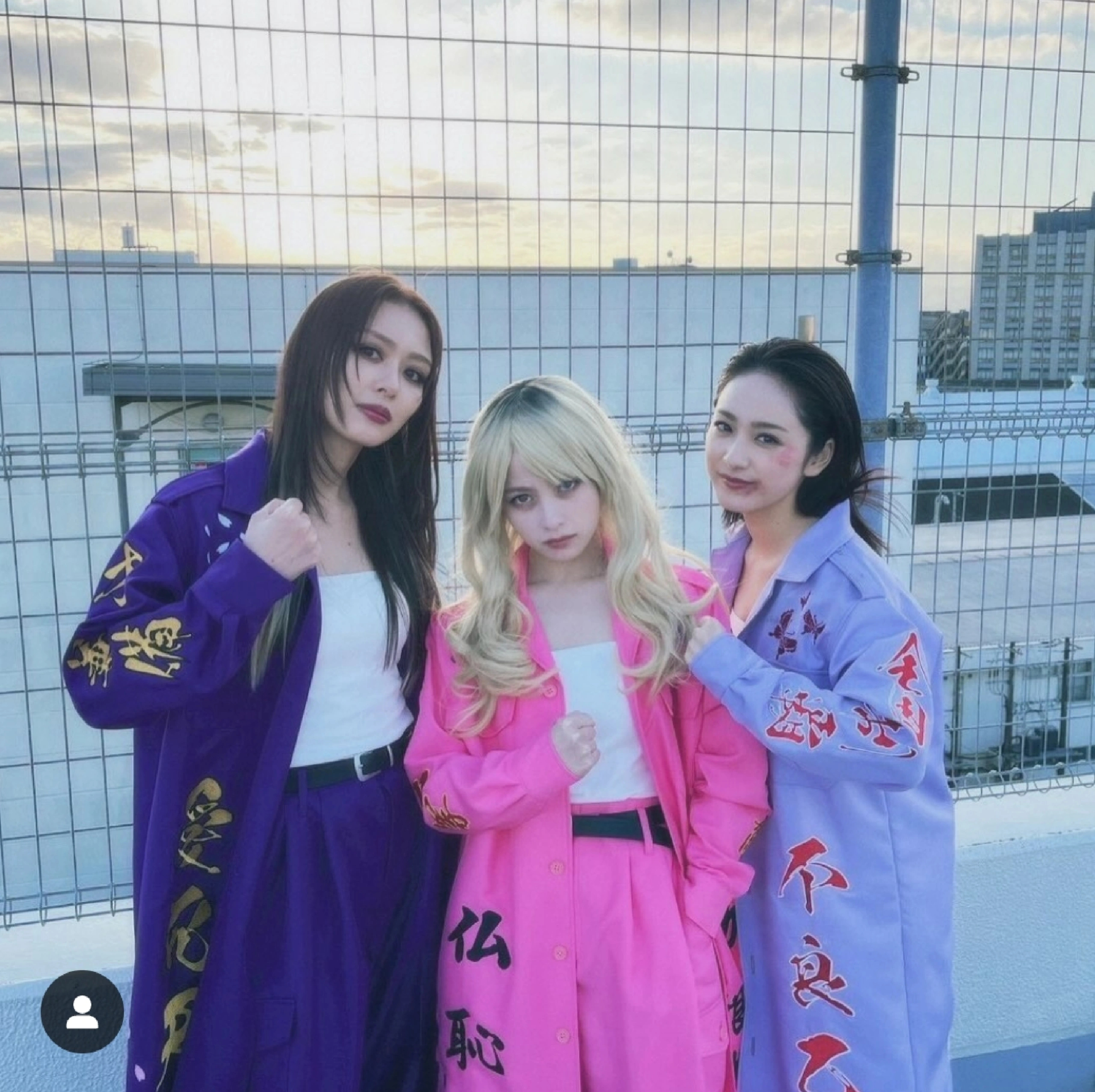 桥本环奈新剧的不良少女造型 