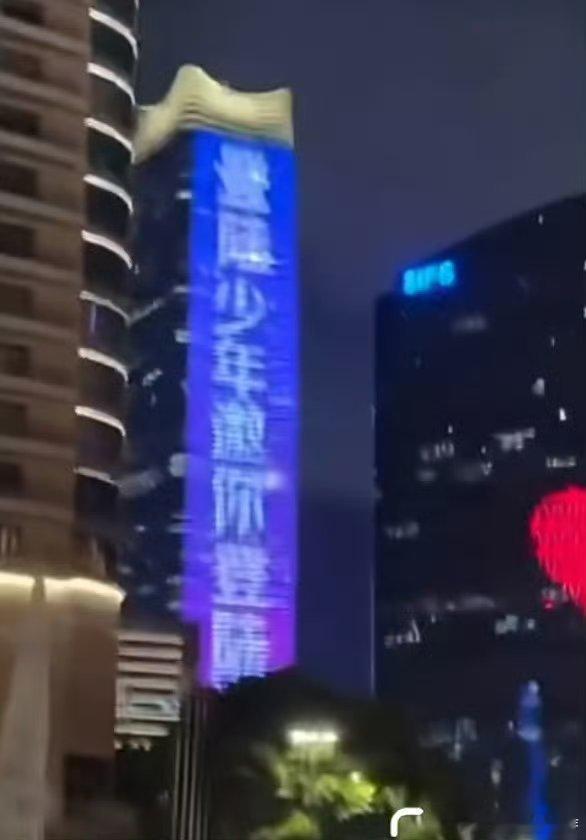 上海三步一刘宇宁五步一TOP海归程序员回村养蟹，直接搞出阳澄湖大闸蟹平替，年销千