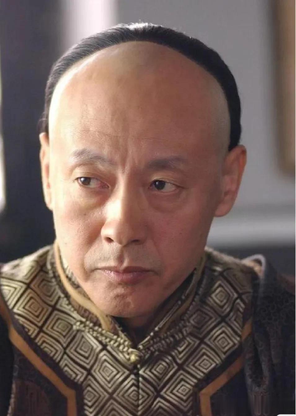 侯天来的戏路很窄，但戏路窄的让人羡慕。
提起侯天来想必大家可能一时想起他是谁，但