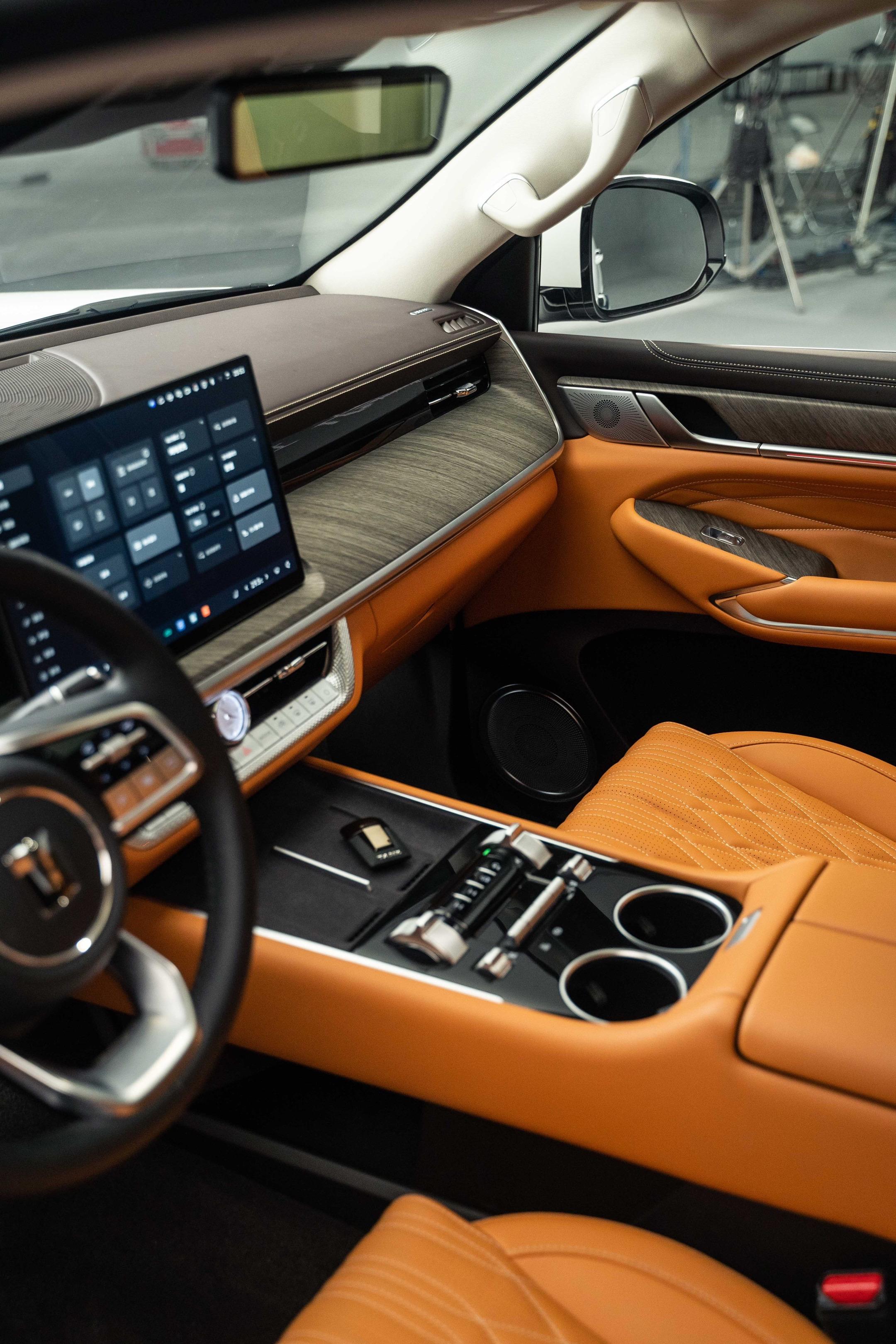 没有水晶档把了，高级感反而更足了？纯平后排，冰箱，彩电，洗衣机的全新5...