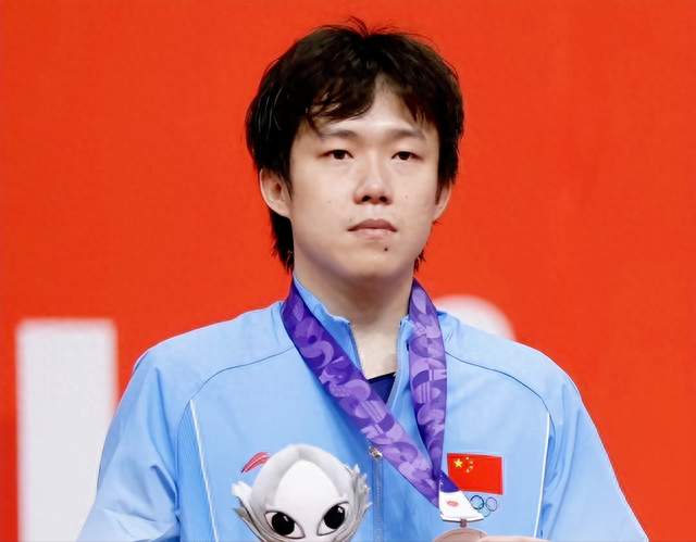 王楚钦抵制饭圈冲上热搜！大V：为什么不能够像个男人一样站出来