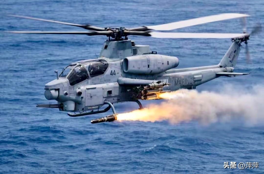 美国贝尔公司研发的AH-1Z“蝰蛇”，是AH-1“眼镜蛇”家族的终极改进型，20