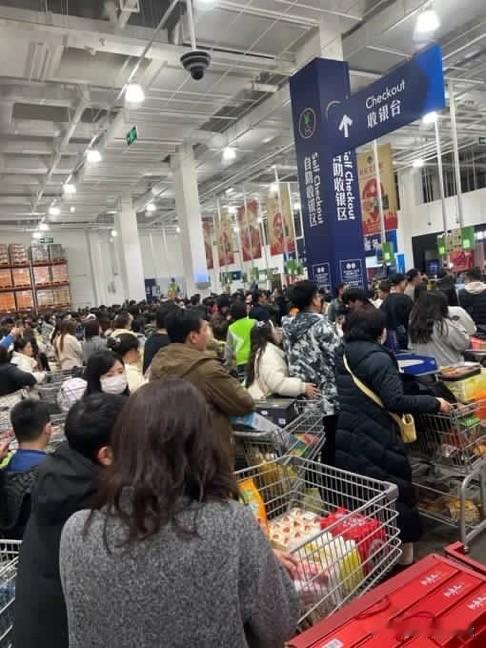 山姆中国过去9个月新增100万会员，一年狂揽近30亿。

根据沃尔玛中国总裁朱晓