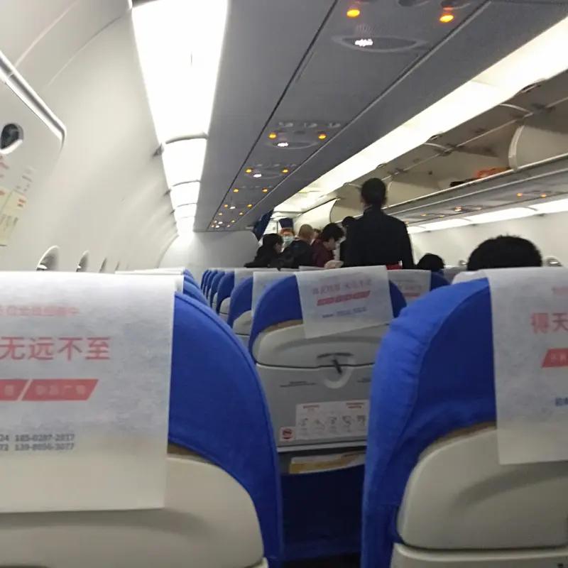 4月30日，南宁飞广州CZ3291航班延误超1小时，延误原因有旅客在乘务员询问是