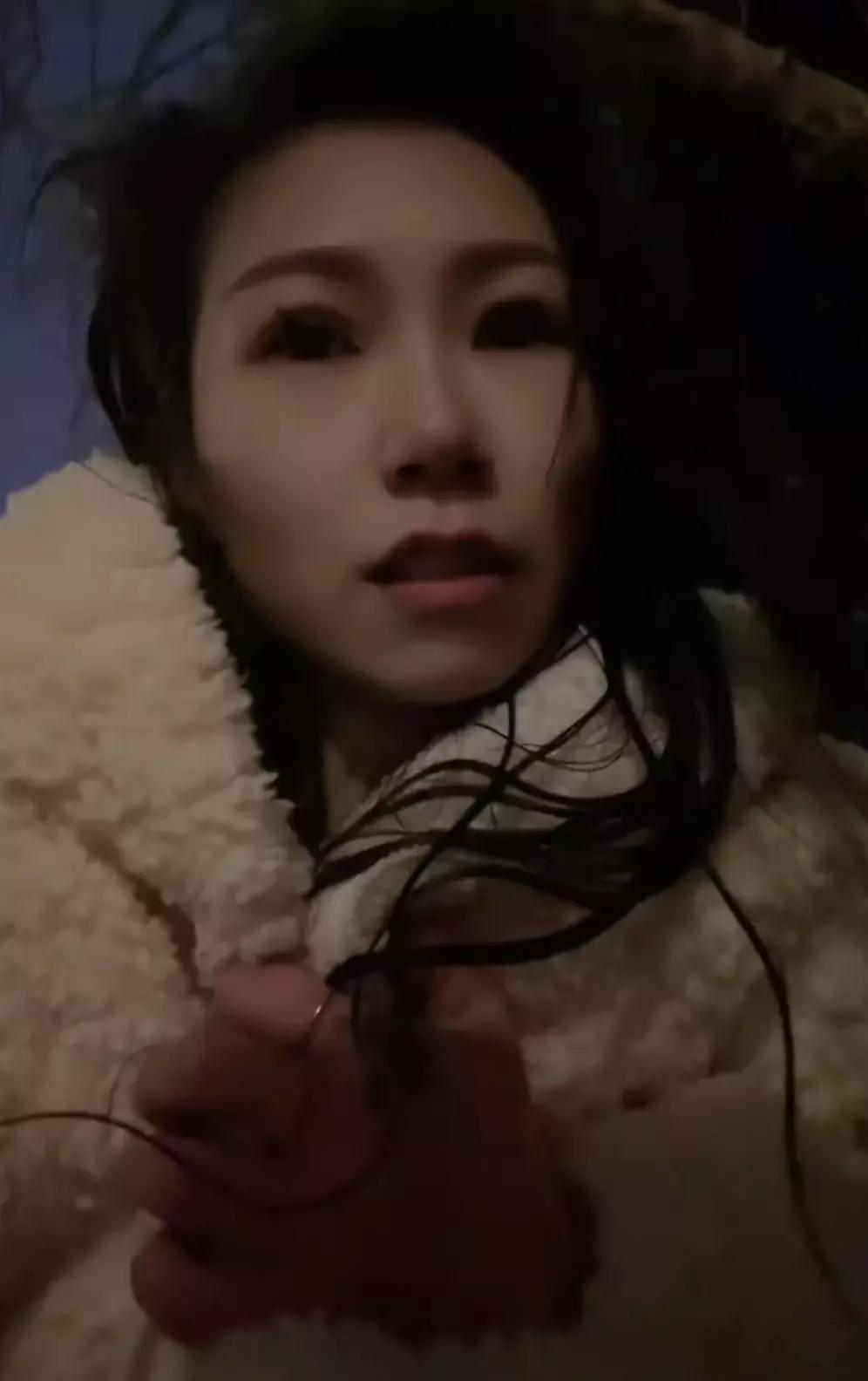 “发烧吃药几天还来例假”，江苏三孩妈妈寒夜跳水救起沉底女子，当地派出所：已为她申