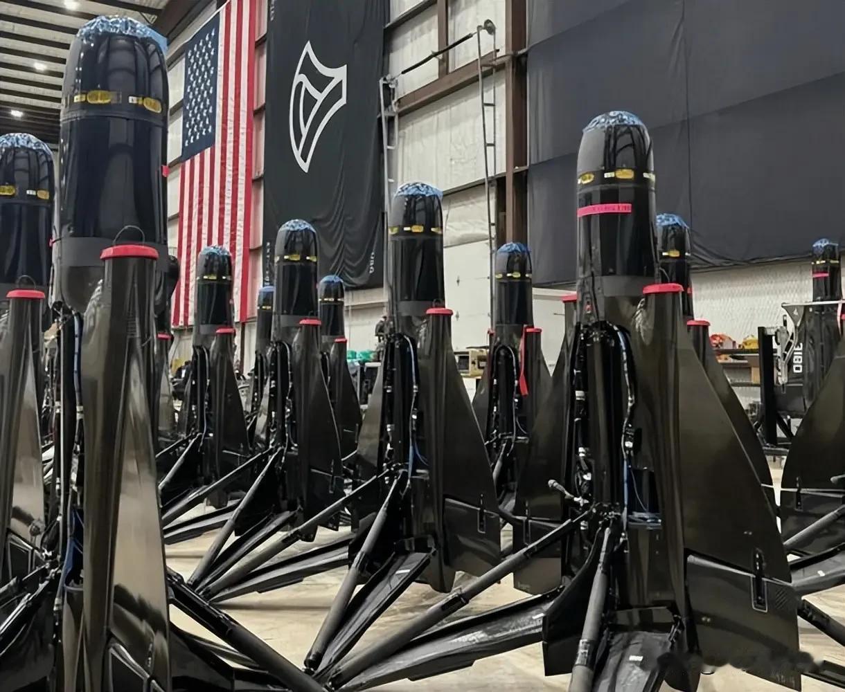 第18天，这场美伊仗越打越离谱，特朗普的剧本全乱套了。原本他盘算着靠强力打击让伊