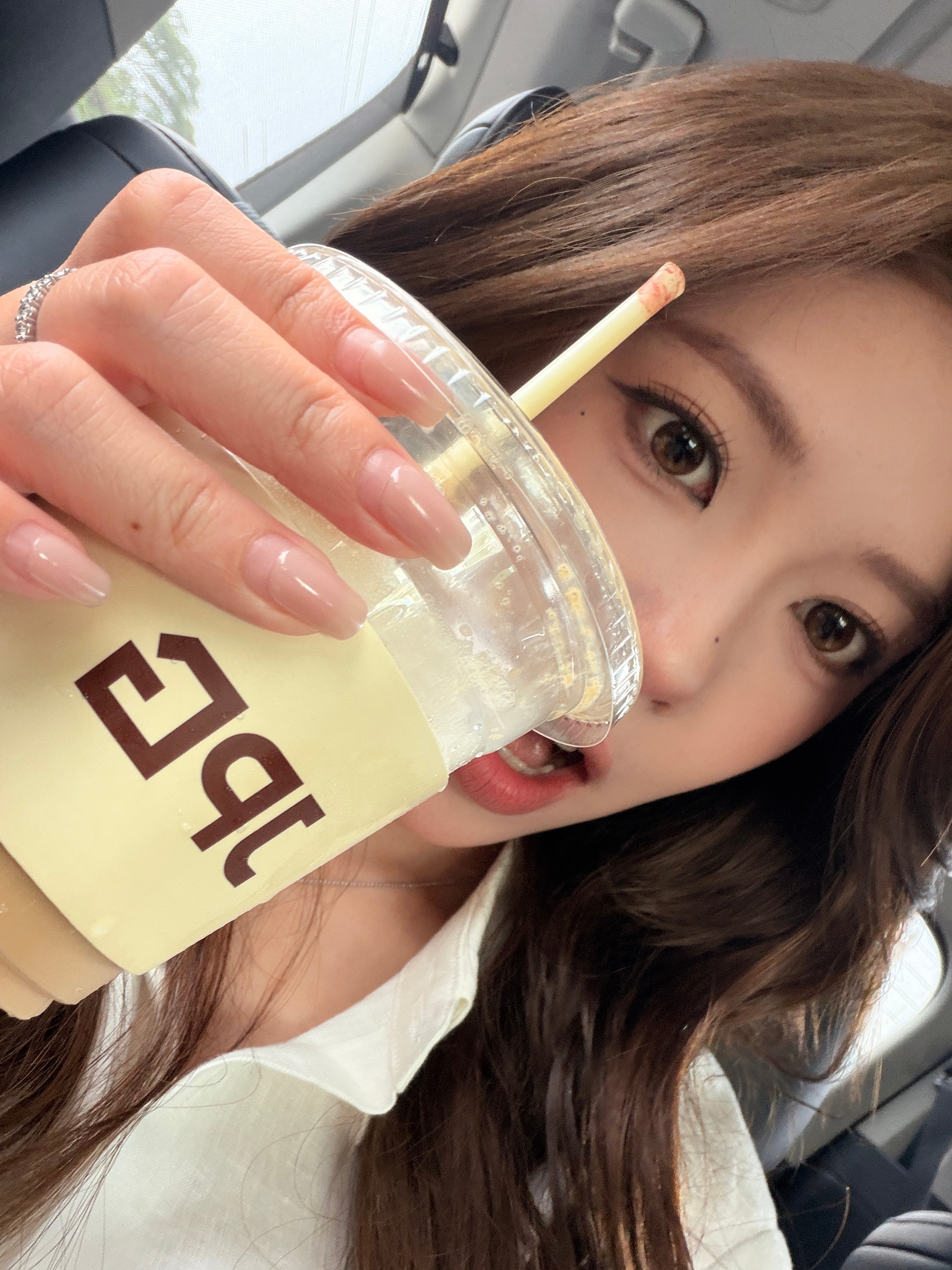 粗发🇭🇰～今天中午🍠将发个大制作（上次在北京拍的那个到时候会揪揪哦（预告一