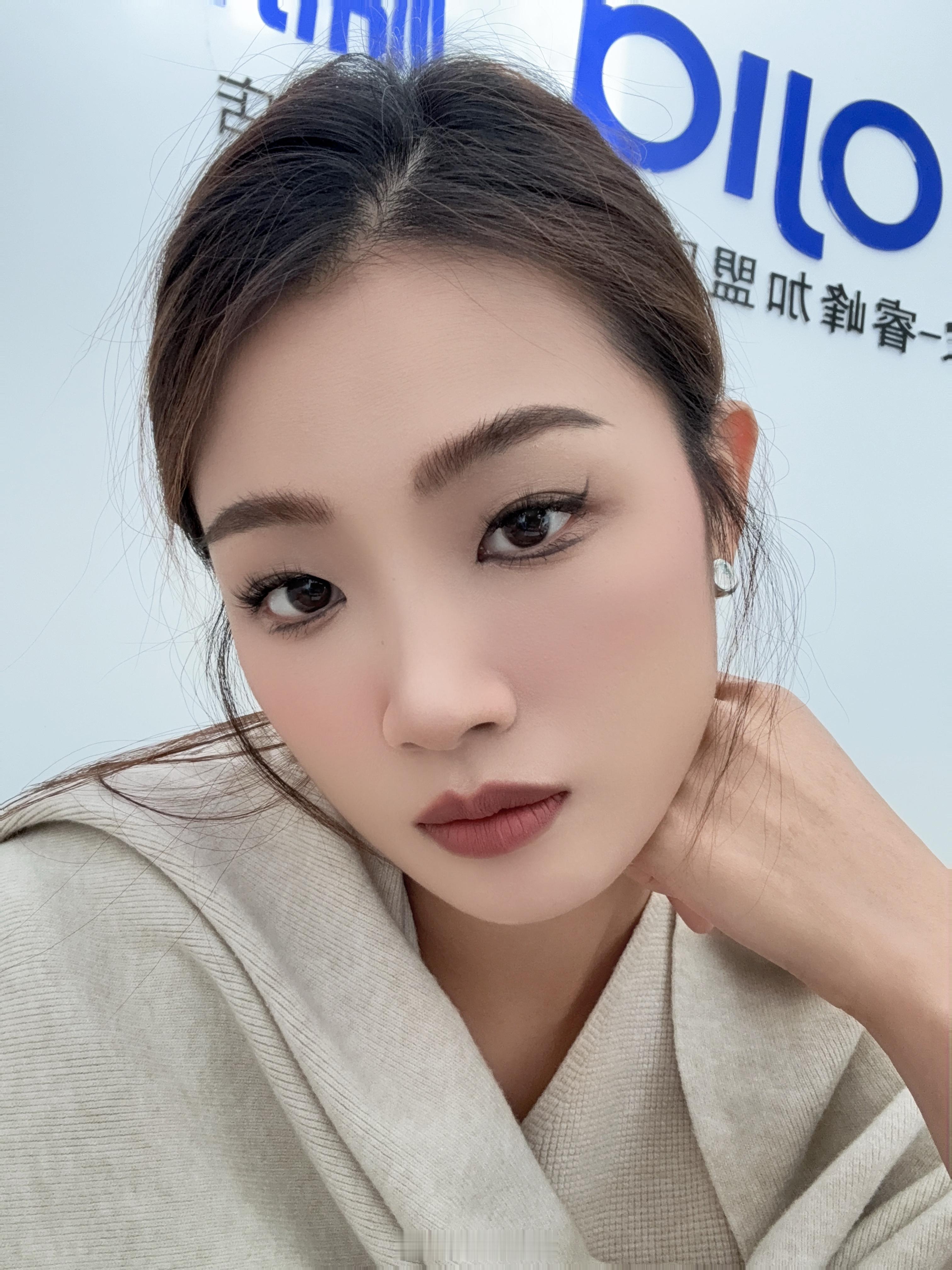 月薪3500双休要不要离职那得看在啥城市，三线城市这待遇很好了，如果是一二线城市