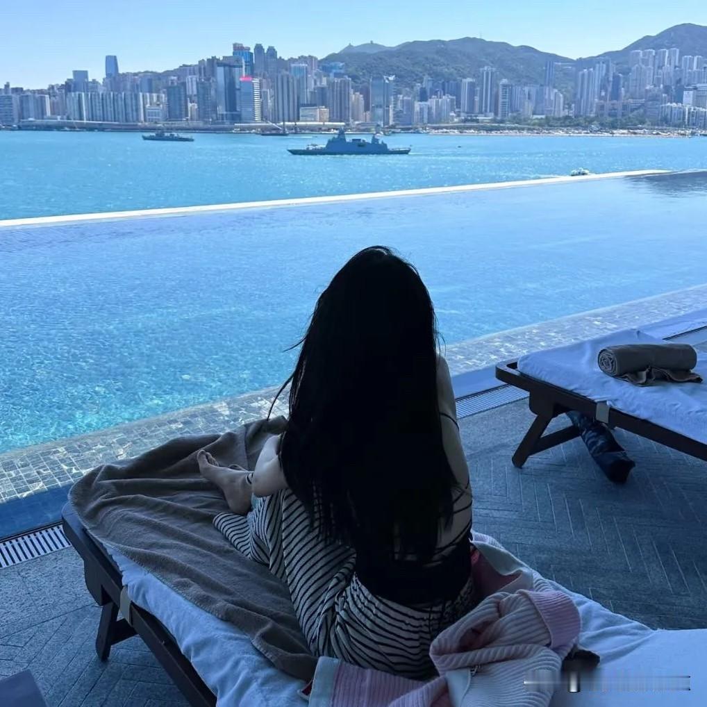 有人问我：为什么我对他那么好，他还是不珍惜我，对我不怎么样？

我告诉你：你越不